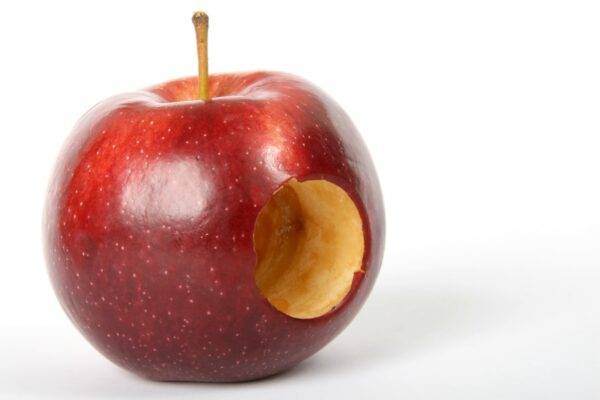 Are Macular Holes Serious? featured image