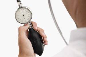 Can High Blood Pressure Cause Retinal Detachment? featured image