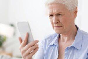 What Are the Warning Signs of Retinal Damage? featured image