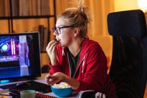 Blue Light and the Retina: Should You Be Worried? featured image